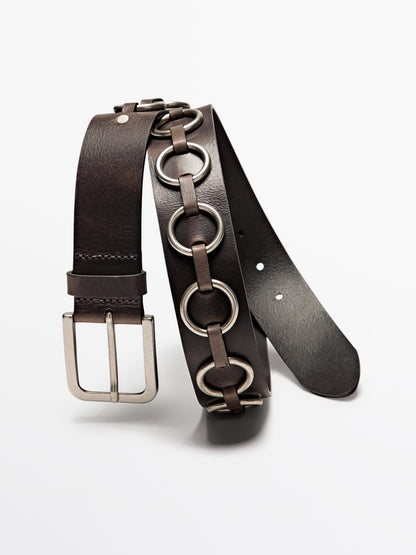 Leather belt with ring details